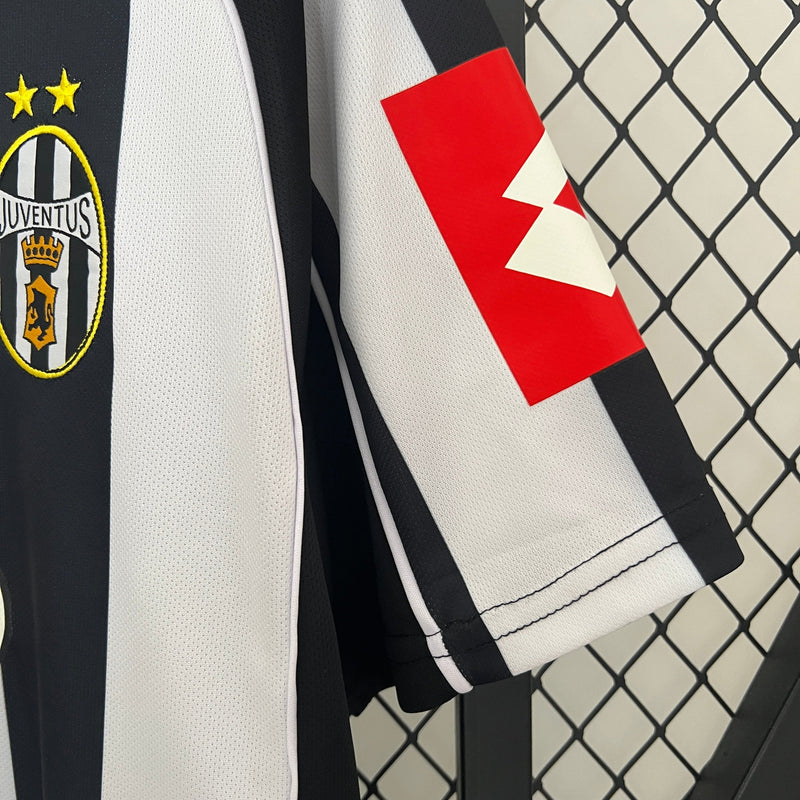 JUVENTUS EQUIPAMENTO RETRO 02/03