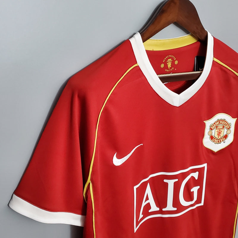 MANCHESTER UNITED EQUIPAMENTO RETRO 06/07